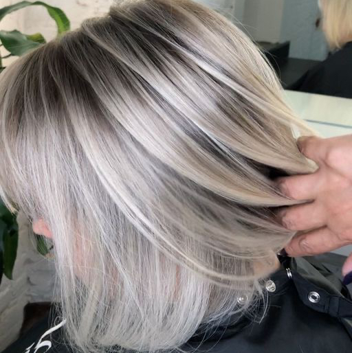 Сложное окрашивание волос  (Аэртач, Балаяж, Шатуш, Омбре , различные виды мелирования)