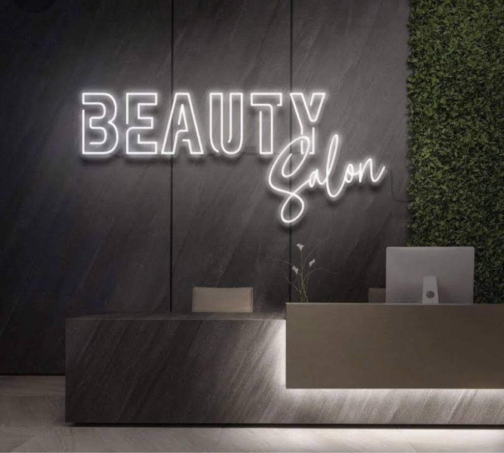 BEAUTY SALON