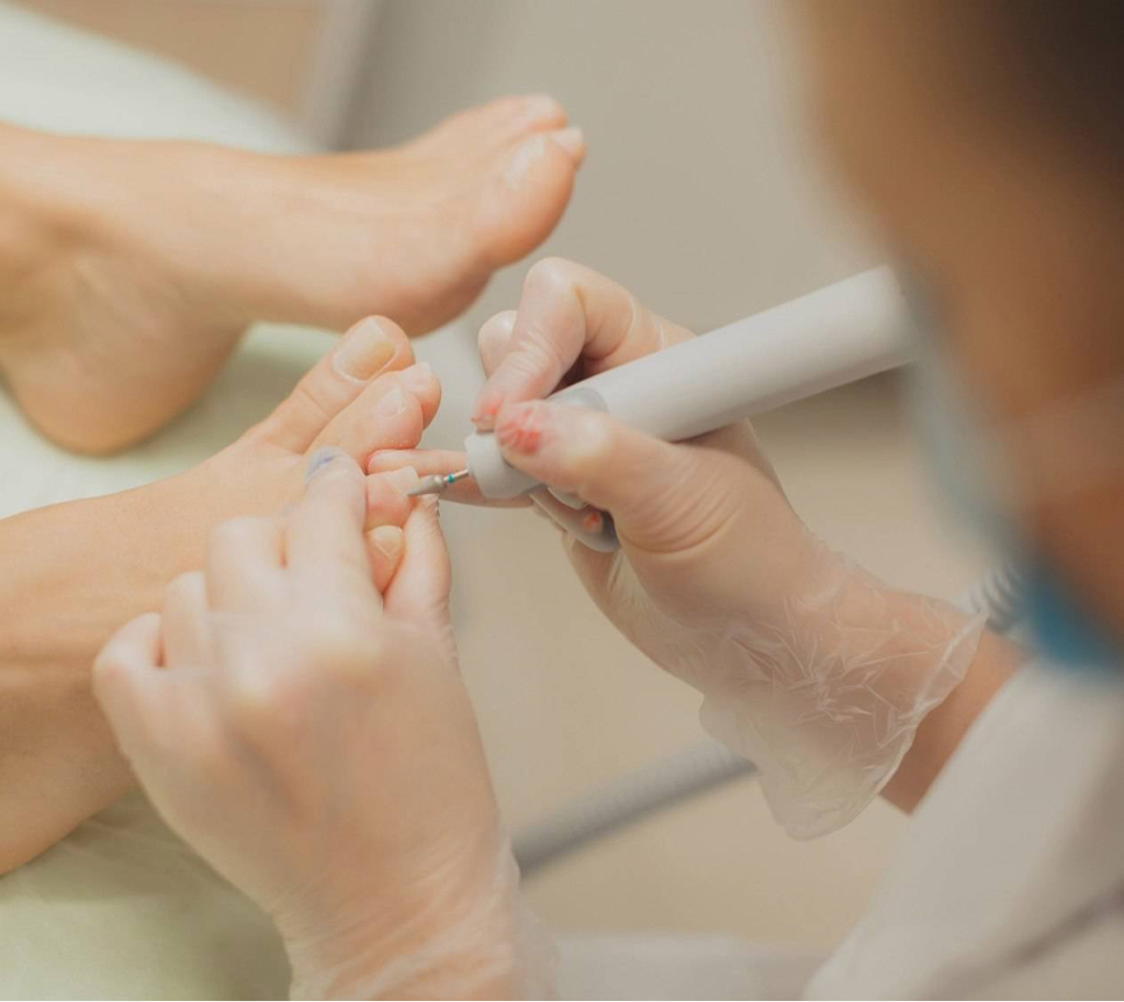 Педикюр без покрытия