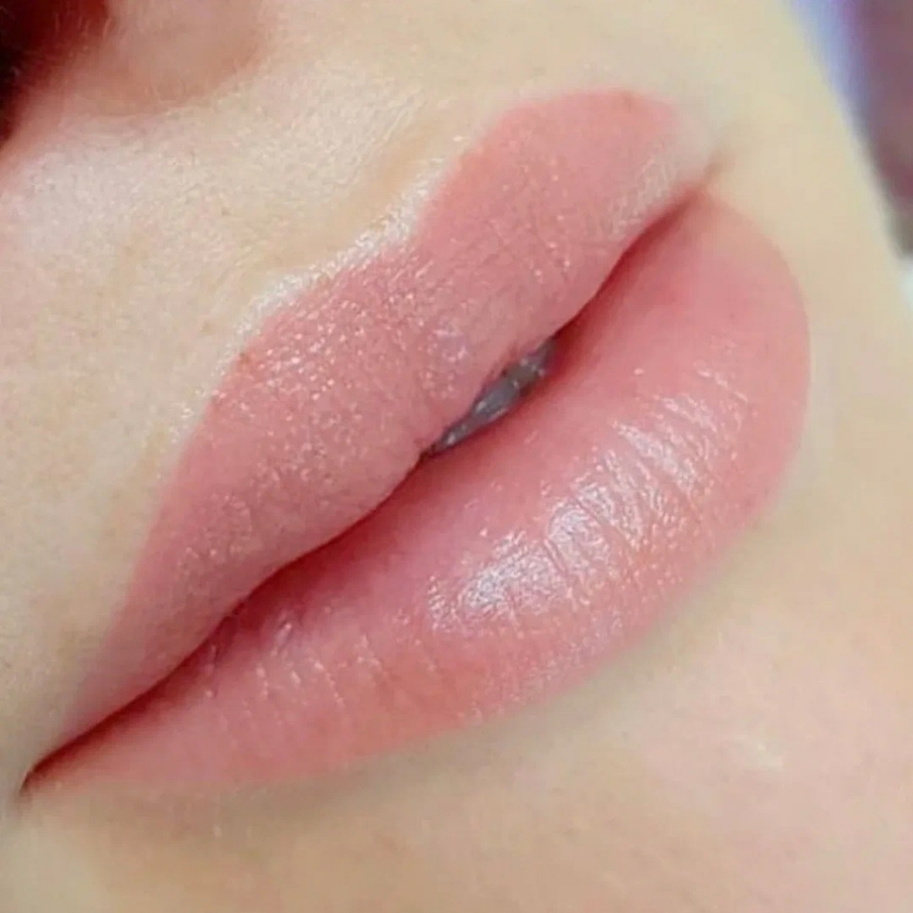 ГУБЫ.1 Перманентный макияж в аквареле или помадном прокрасе.