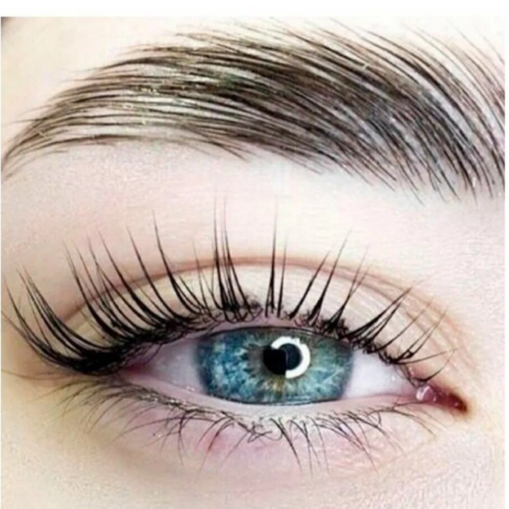 Комплекс: Ламинирование ресниц + долговременная укладка бровей