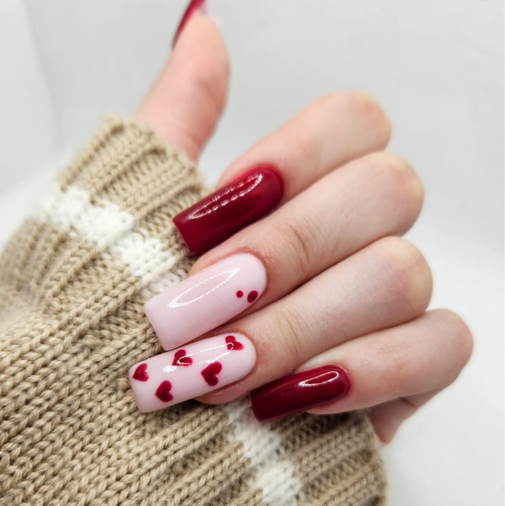 Наращивание ногтей с дизайном MINIMUM