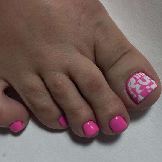 Педикюр с покрытием