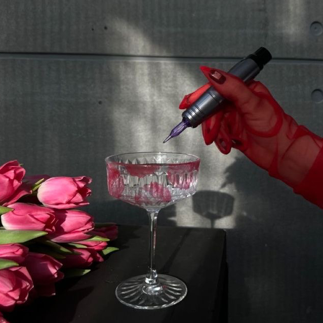 Удаление перманентного макияжа ремувером