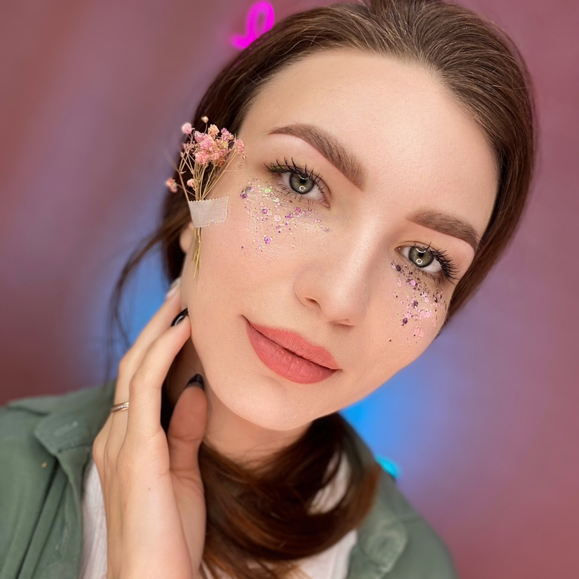 Окрашивание бровей