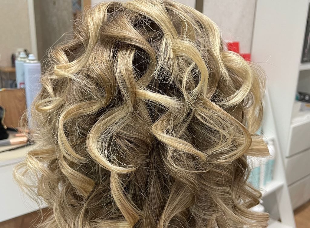 Вечерняя укладка на короткие волосы