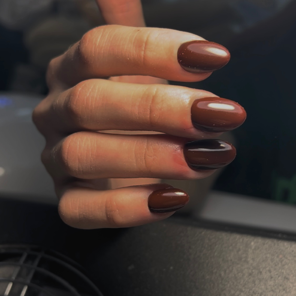 Наращивание ногтей