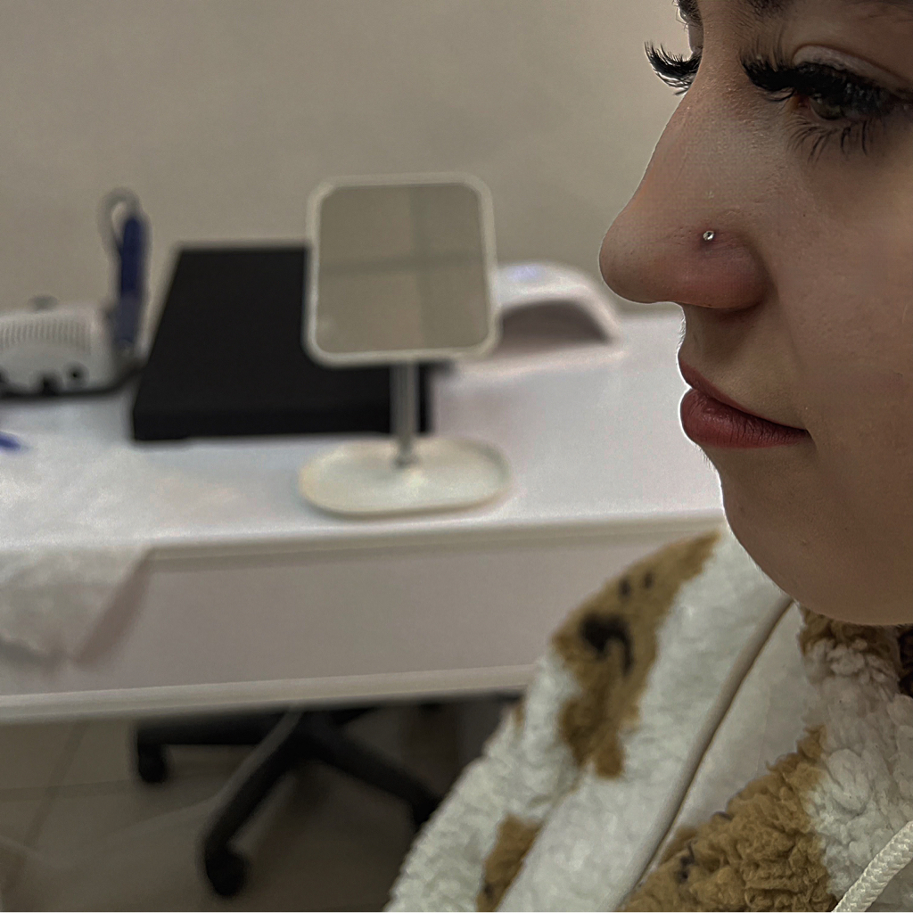 Прокол носа