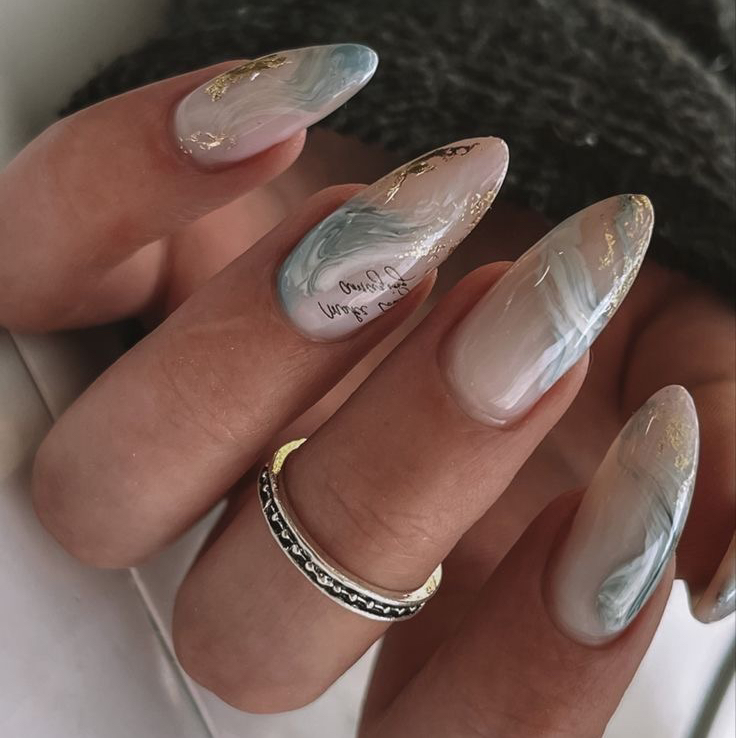 Наращивание ноготков