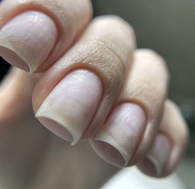 Regular manicure (no polish)