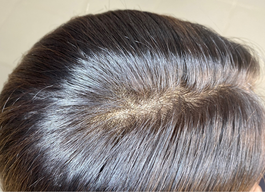 Окрашивание корней тон в тон