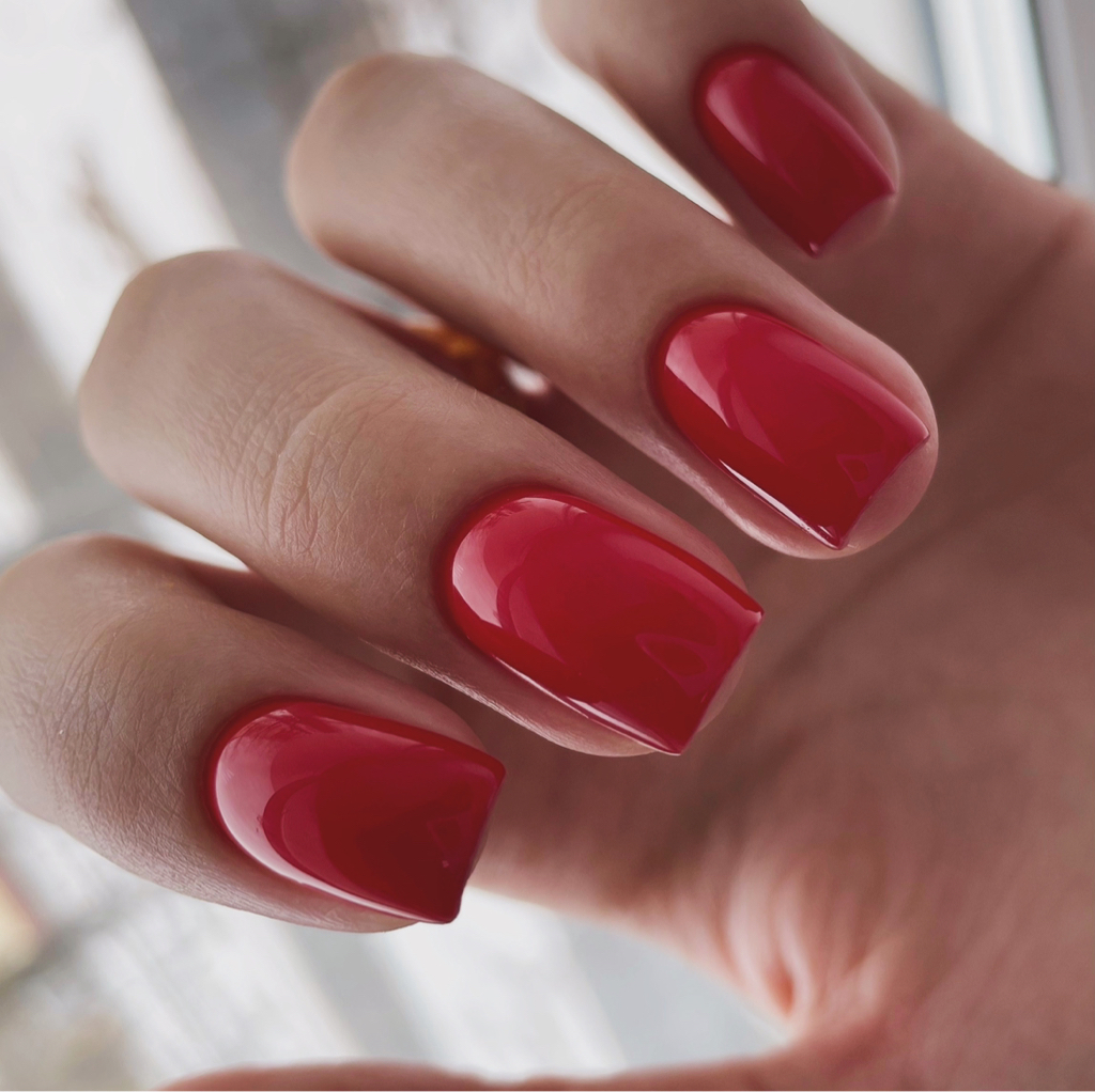 Маникюр с покрытием