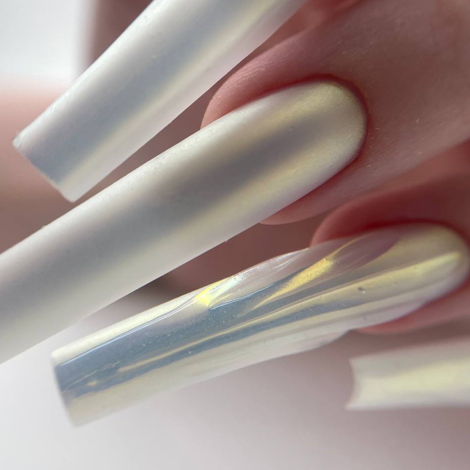 Наращивание ногтей