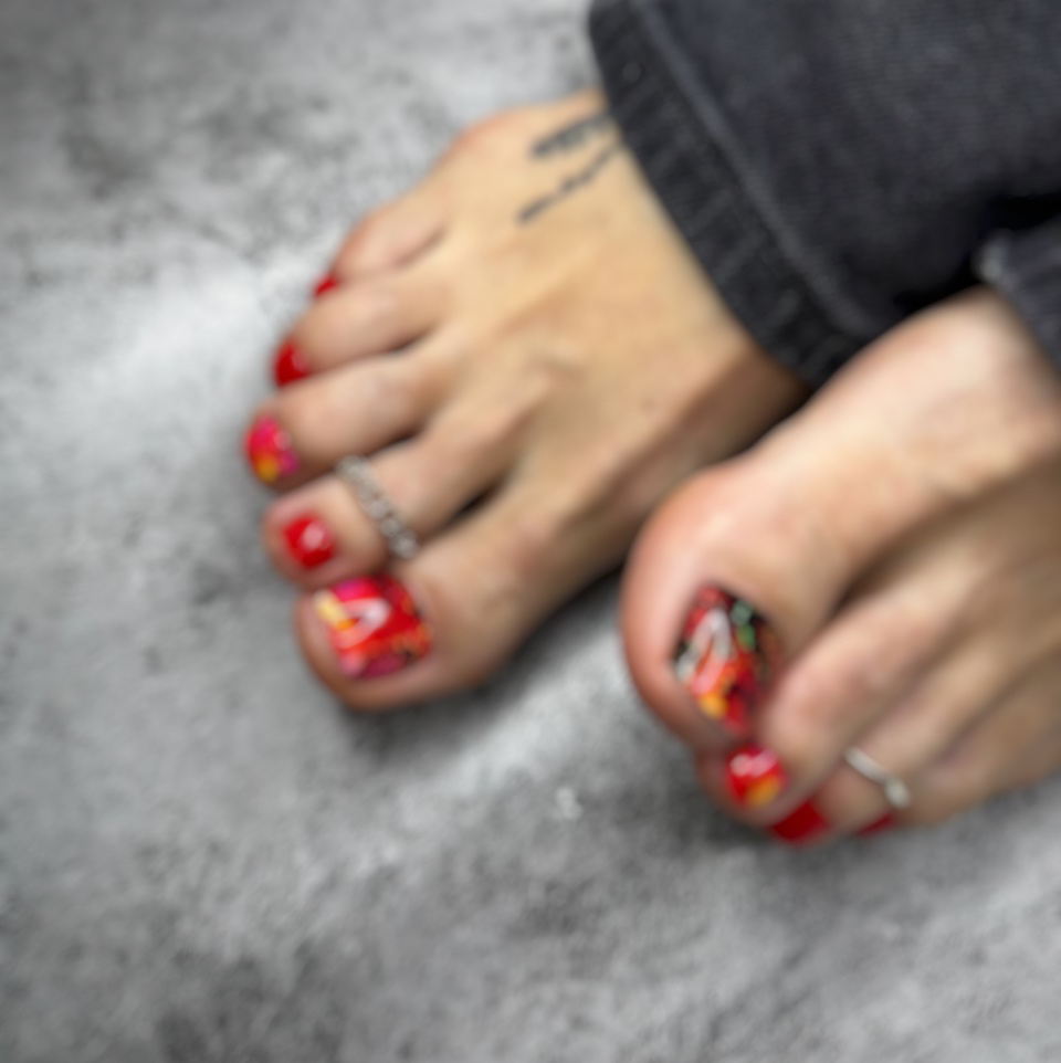 Педикюр с покрытием