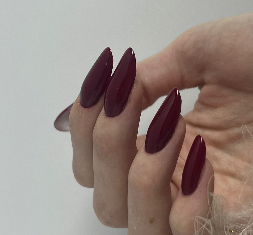 Наращивание ногтей