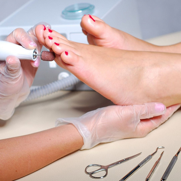 Педикюр комплекс с покрытием