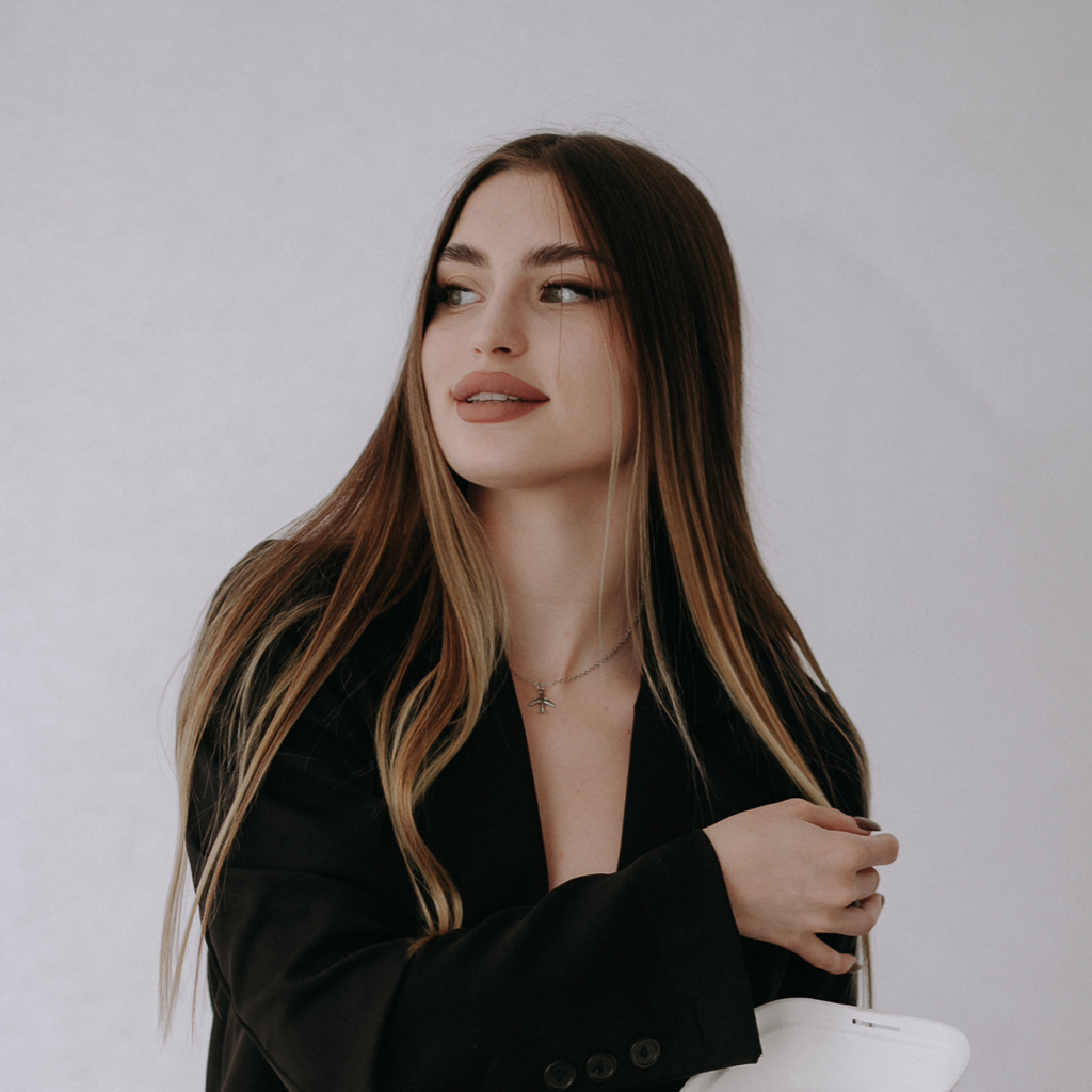 Елизарова Анастасия