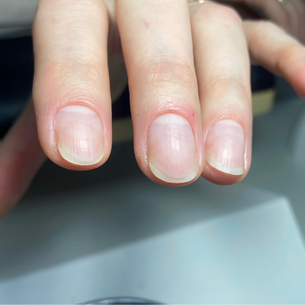 Маникюр без покрытия