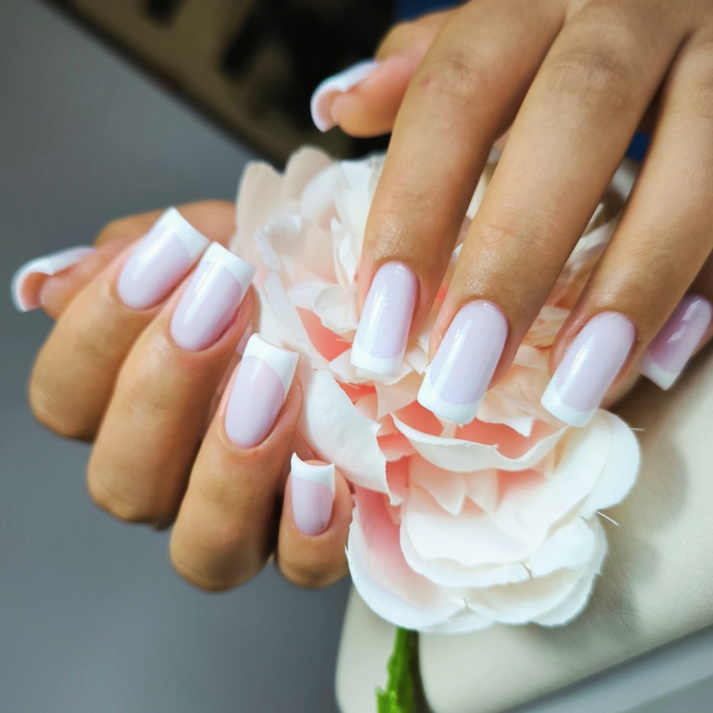 Маникюр с укреплением гелем и покрытием гель-лак