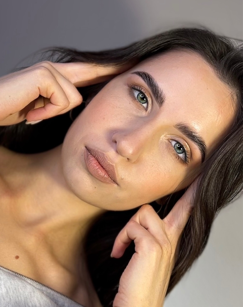 Долговременная укладка бровей