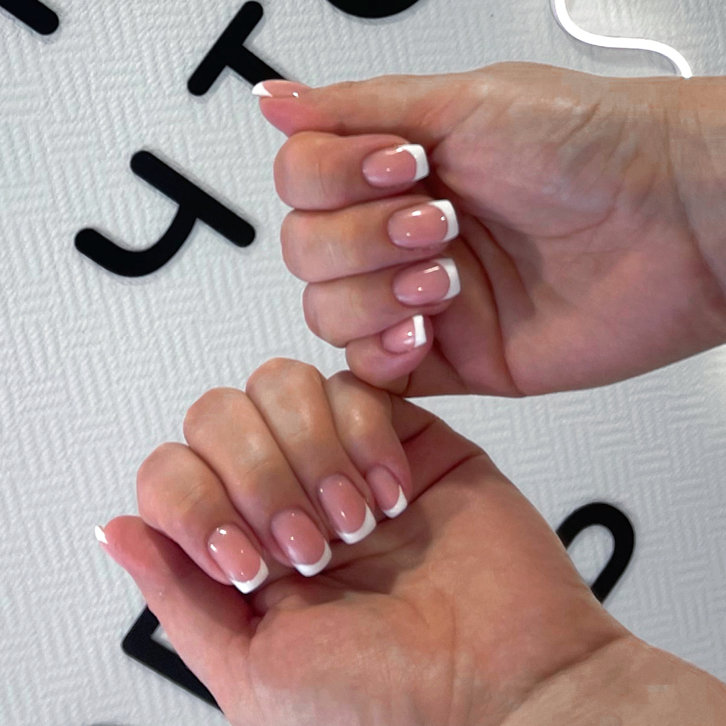 3.5 Маникюр+гельлак+френч или втирка (работа др.мастера+200) ( прайс 01.2025)