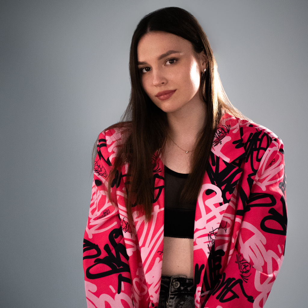 Ангелина Евстратова