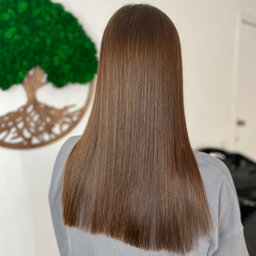 Кератиновое выпрямление волос