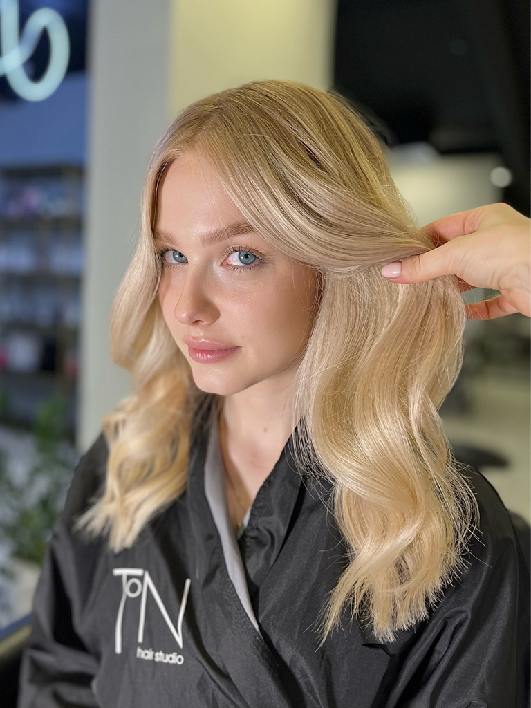 Уход для волос INSIGHT (средняя длина волос)