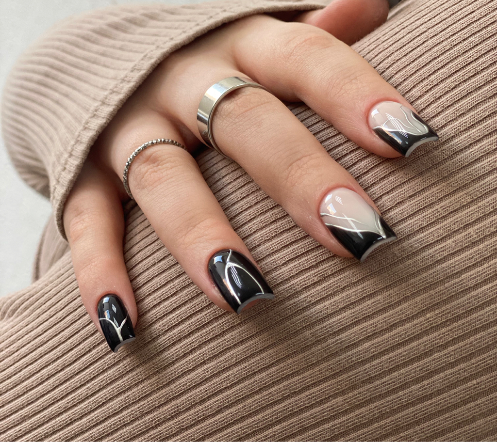 Наращивание ногтей