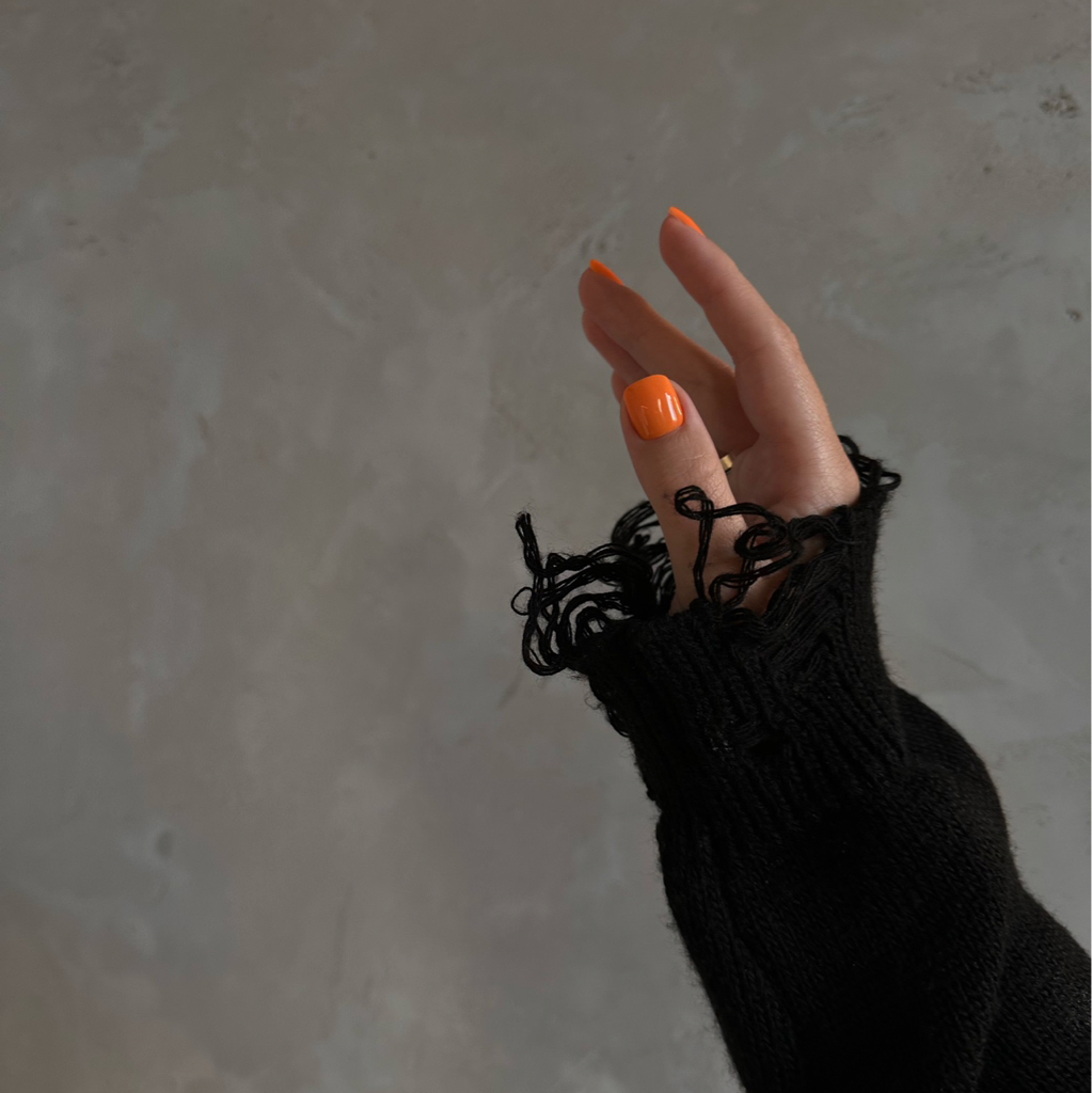 Маникюр с покрытием гель-лак и укреплением (снятие, маникюр аппаратный/комбинированный, укрепление гелем, однотонное покрытие)