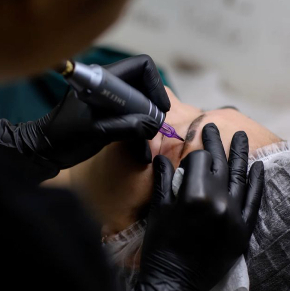 Коррекция парманентного макияжа