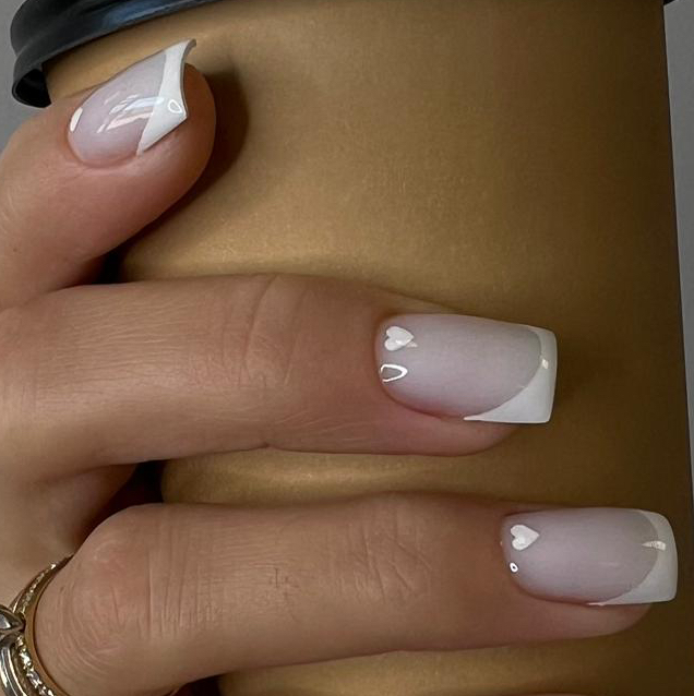 Дизайн-французский маникюр