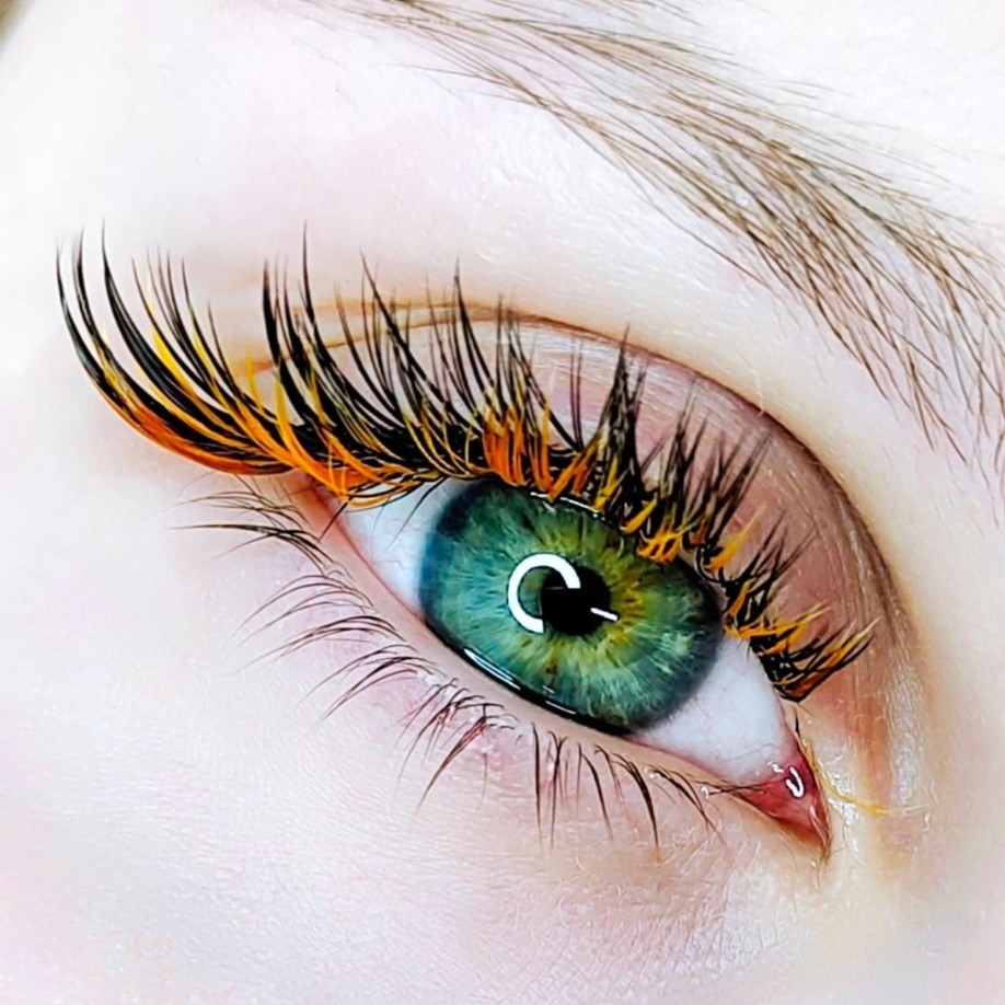 Наращивание ресниц