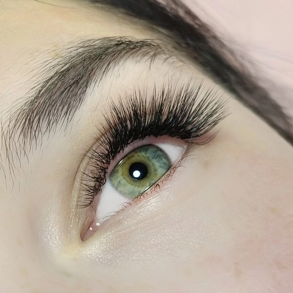 Наращивание ресниц 2D