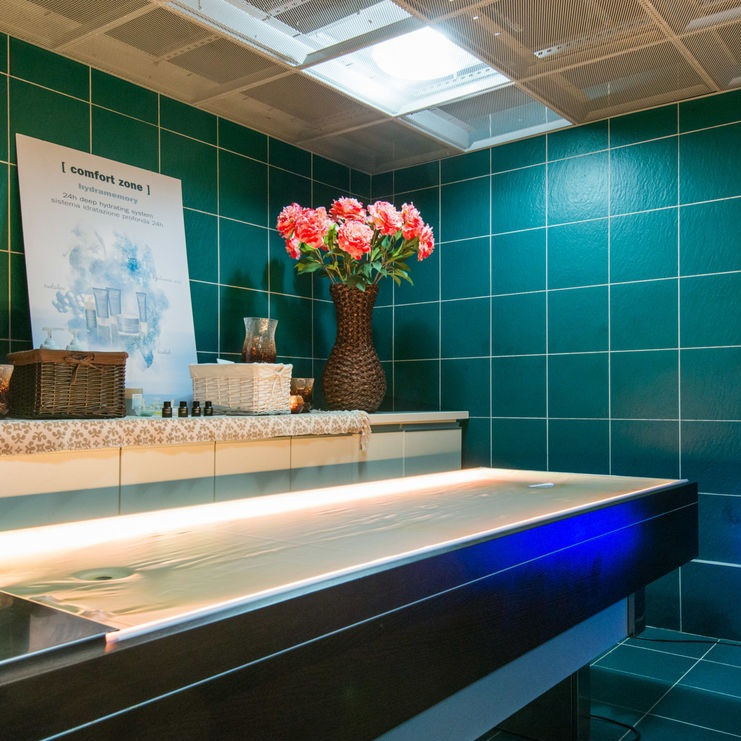 Глубокое скрабирование тела с нанесением масла