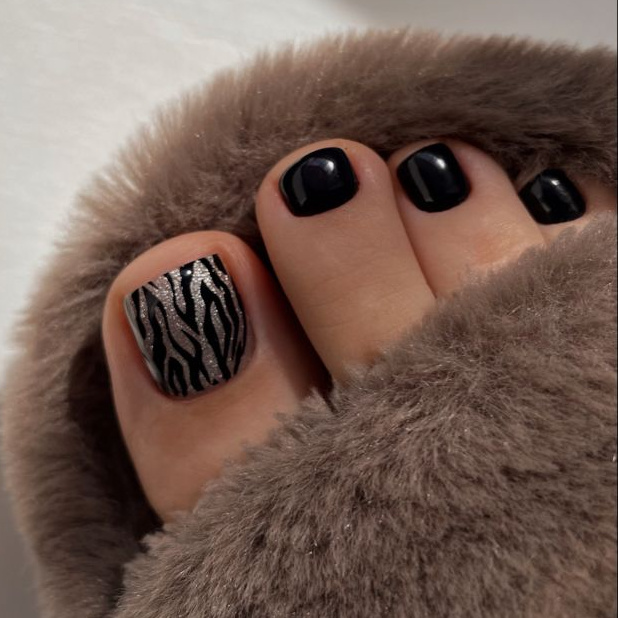 Педикюр со снятием и покрытием гель-лак