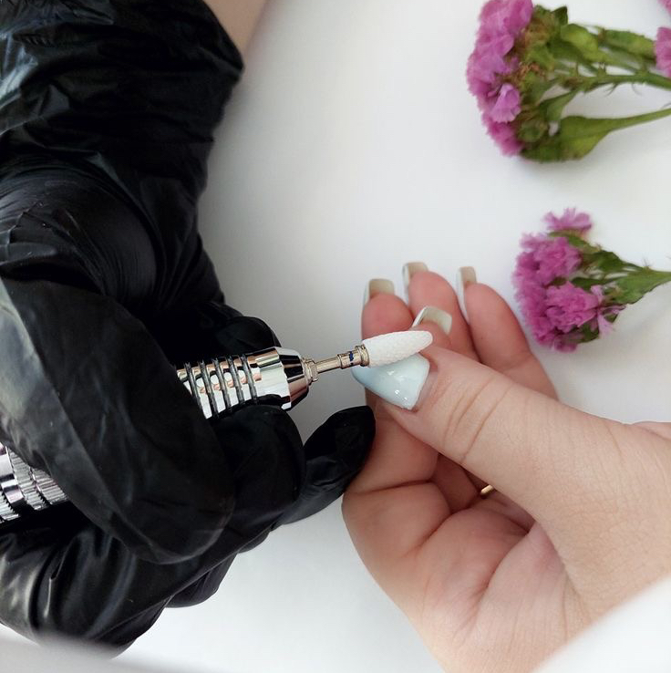 Снятие гель-лака с рук + полировка бафом