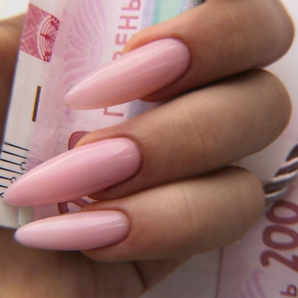 Коррекция нарощенных ногтей