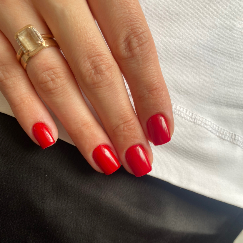 2. Маникюр + гель-лак