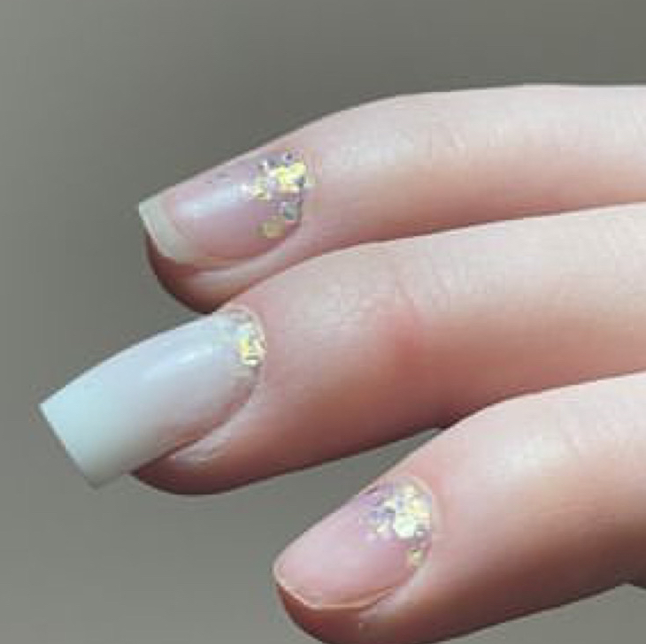 Наращивание 1 ногтя