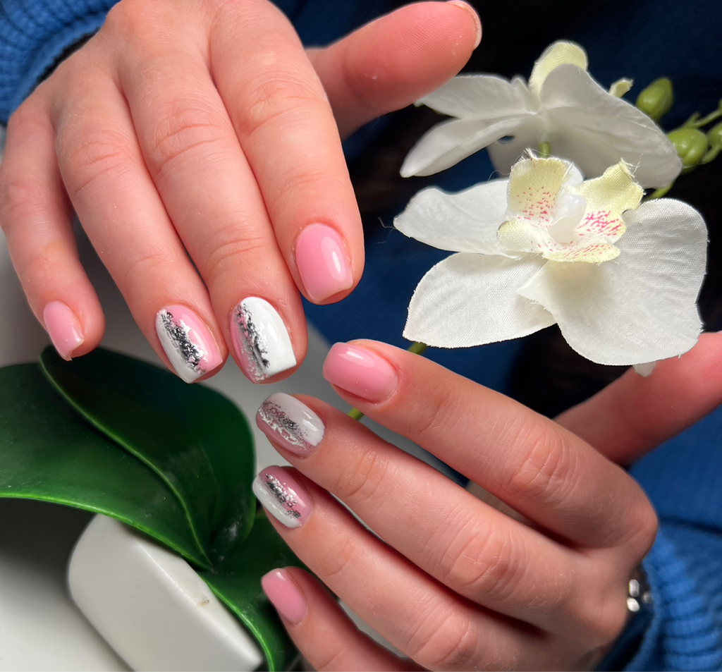 Gel Manicure +Design (укрепление натуральных ногтей гелем +дизайн)