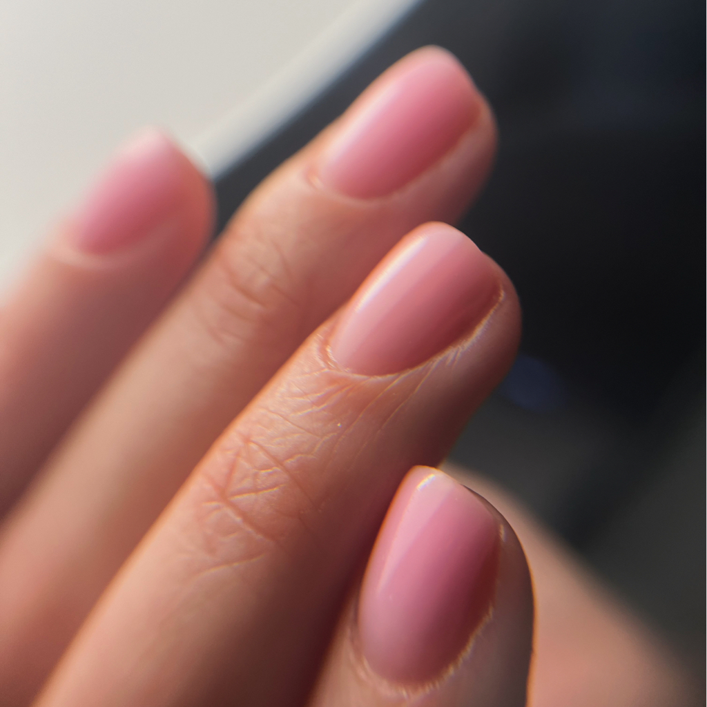 Gel Manicure (укрепление натуральных ногтей гелем)