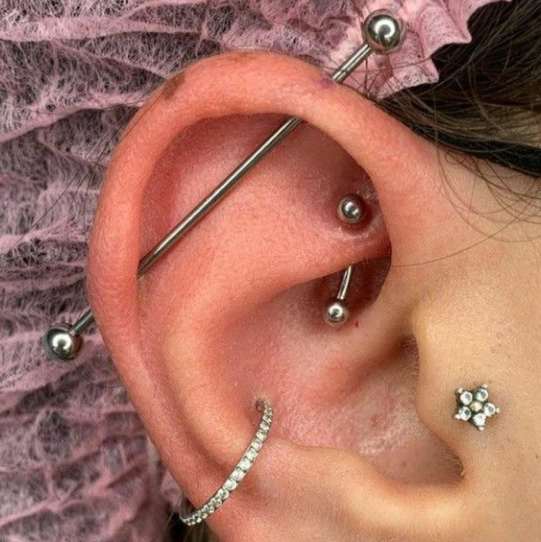 Пирсинг индастриал/орбитал