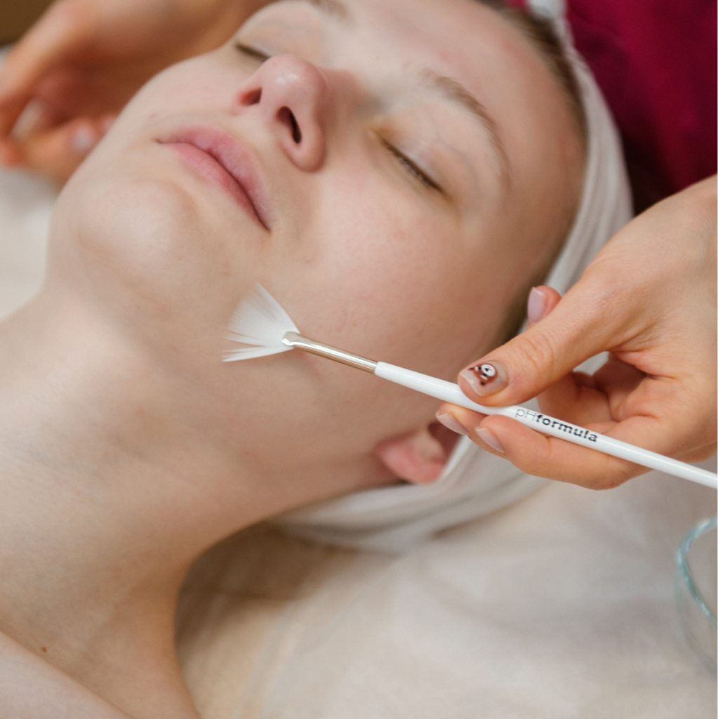 Пилинг Mela + витамин С против пигментации