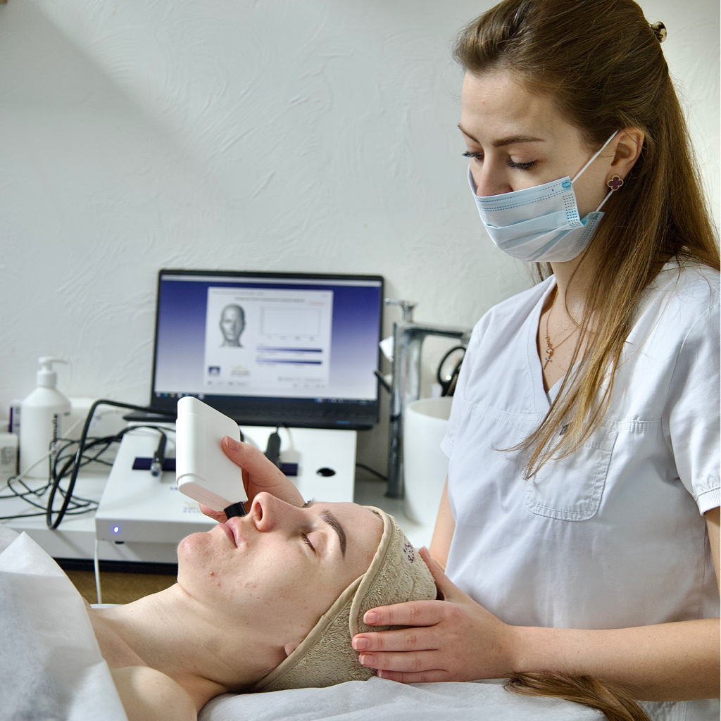 Диагностика на аппарате Biologique Recherche + Skin Care Check