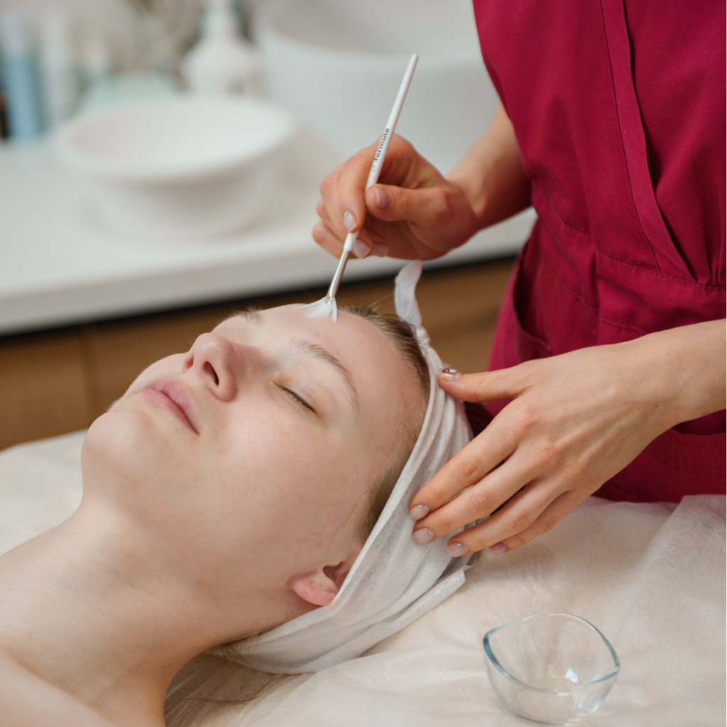 Чистка лица pHformula атравматическая