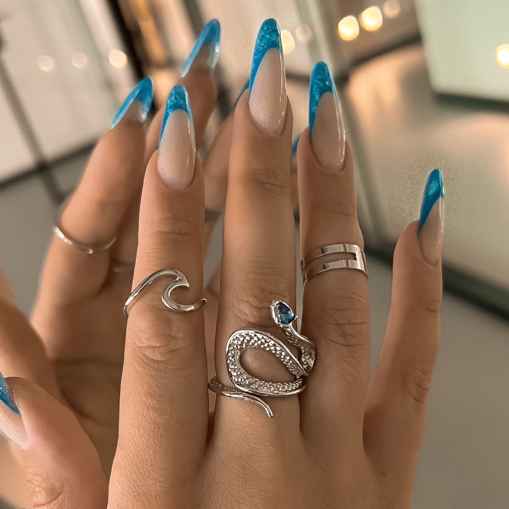 Коррекция выкладной френч