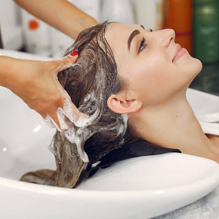 Мытье головы до 40 см без стрижки (сушка не входит)