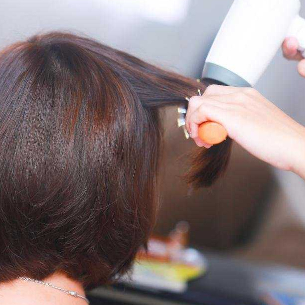 Сушка на длинные волосы ( брашинг/ фен)