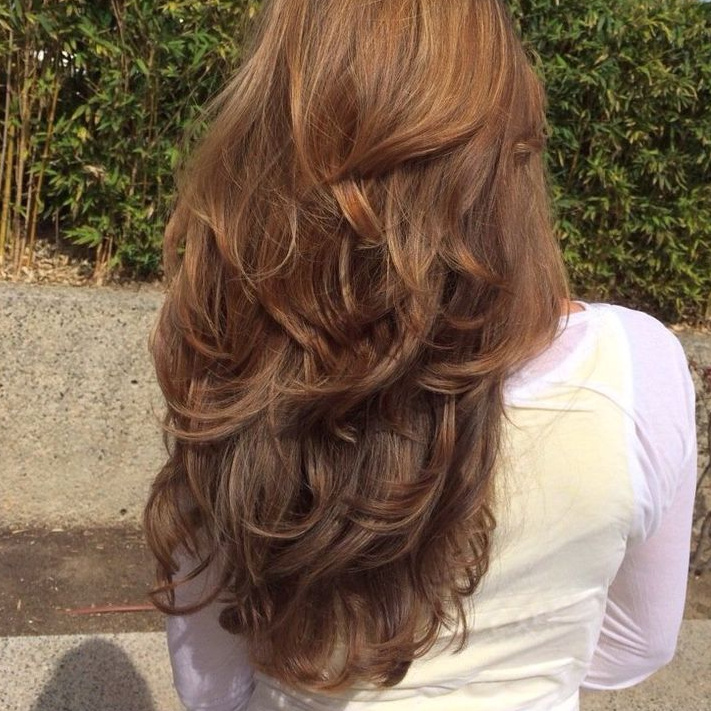 Каскад на длинные волосы